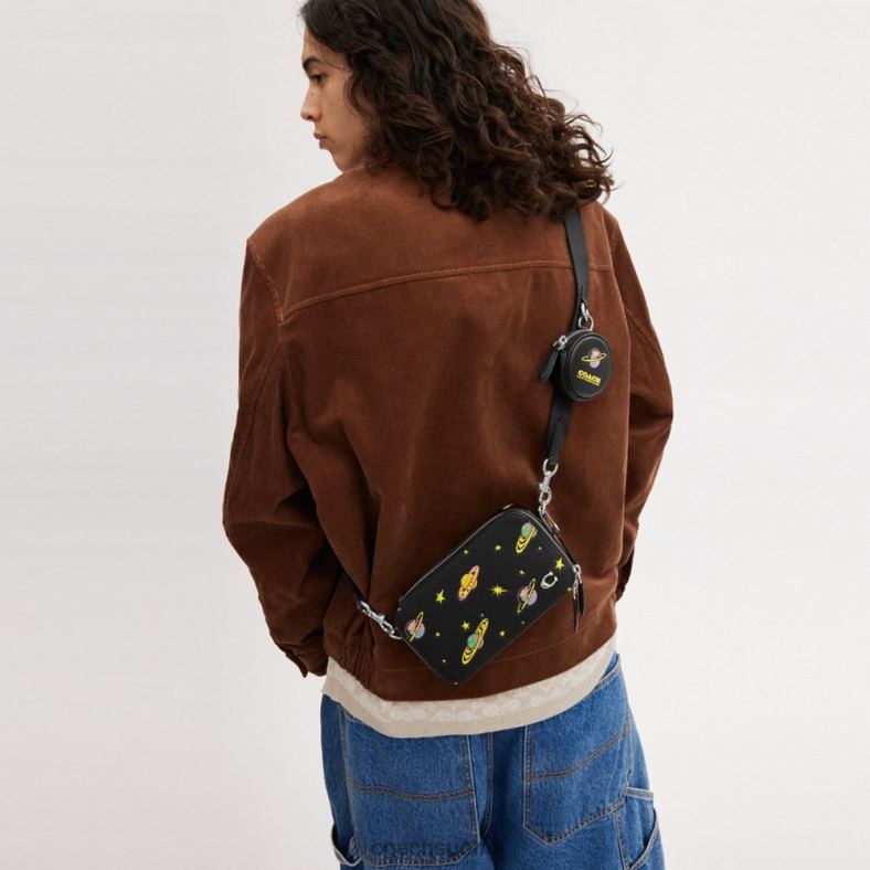 Coach miehet kosminen linja-auto charter ohut crossbody planeettaprintillä musta multi. VF6B6653